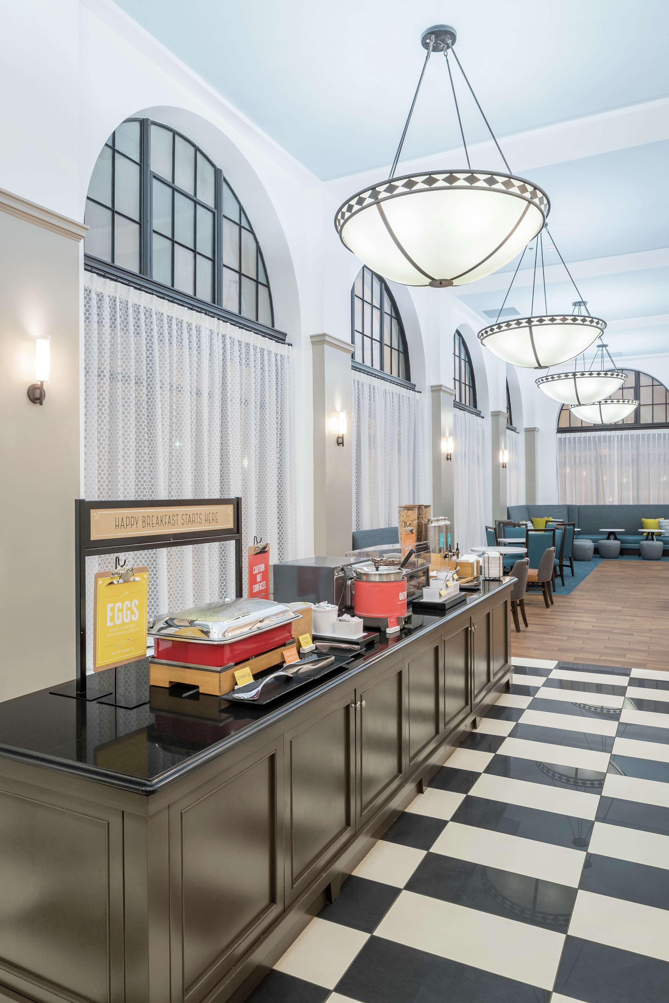 Hampton Inn & Suites Atlanta-Downtown Εξωτερικό φωτογραφία